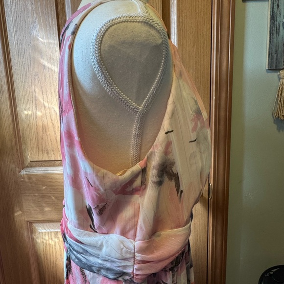 R & M Richard’s Watercolor Floral Sleeveless Maxi Dress Pink/gray EUC  Size 14W - Picture 6 of 12